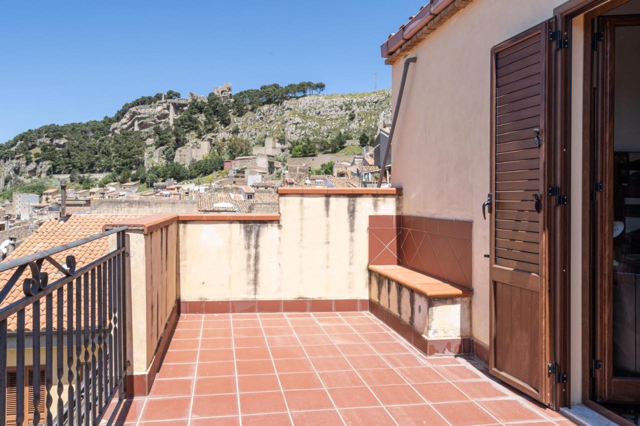 Casa Della Nonna Villa Caltavuturo Екстериор снимка