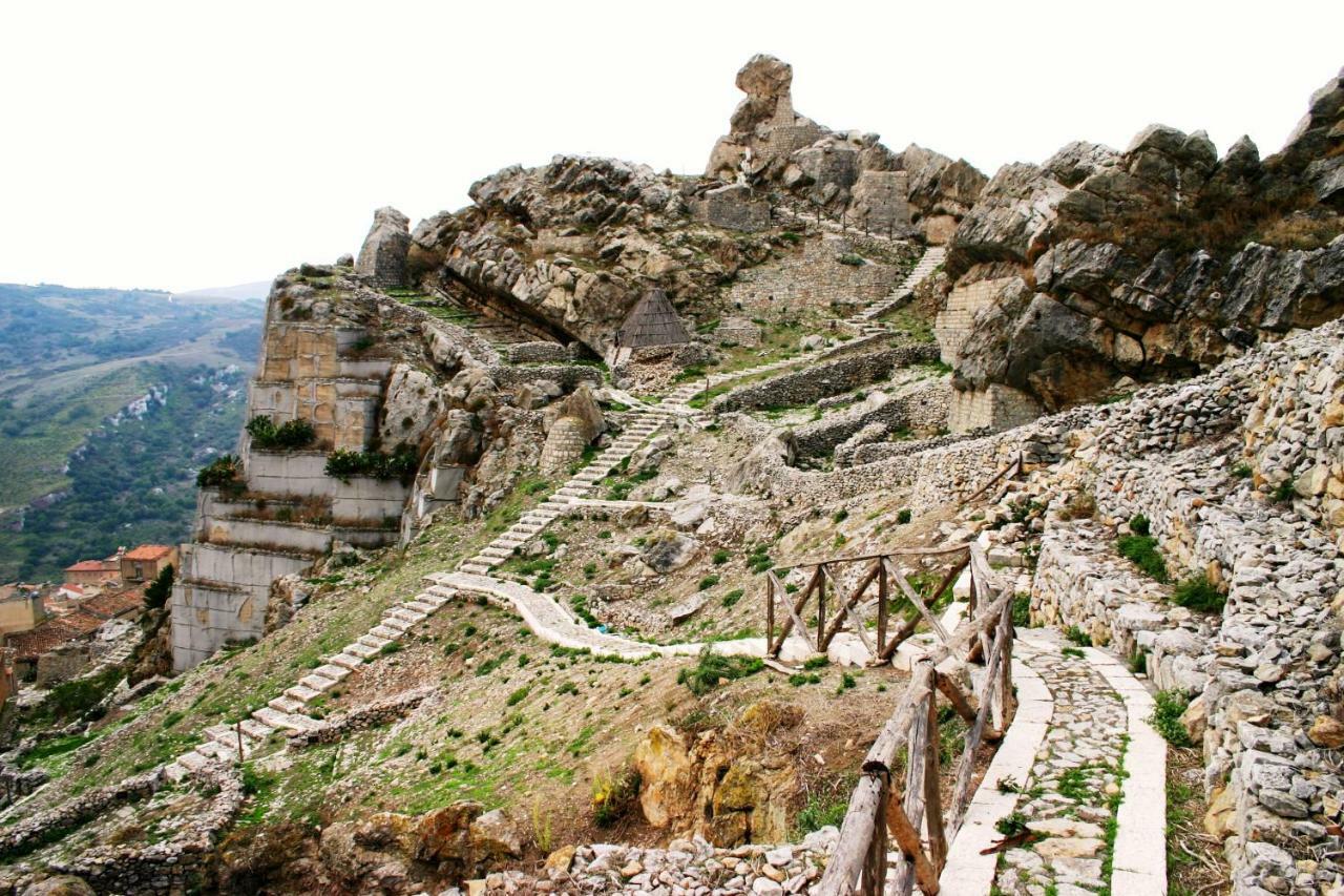 Casa Della Nonna Villa Caltavuturo Екстериор снимка